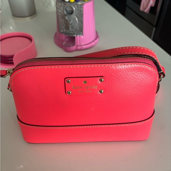 Kate Spade Hanna Wellesley Crossbody Pink | Slightly Used - Picture 8 of 11